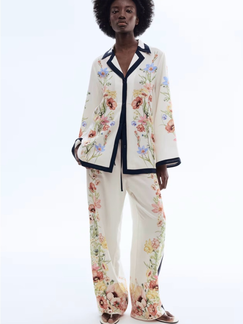 H&M NWT CREAM FLORAL PRINTED LYOCELL PANTS
